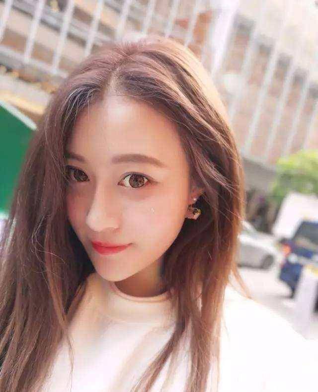 十周年主演现状:1人退圈2人成了网红_刘美_廖景萱_黄安仪