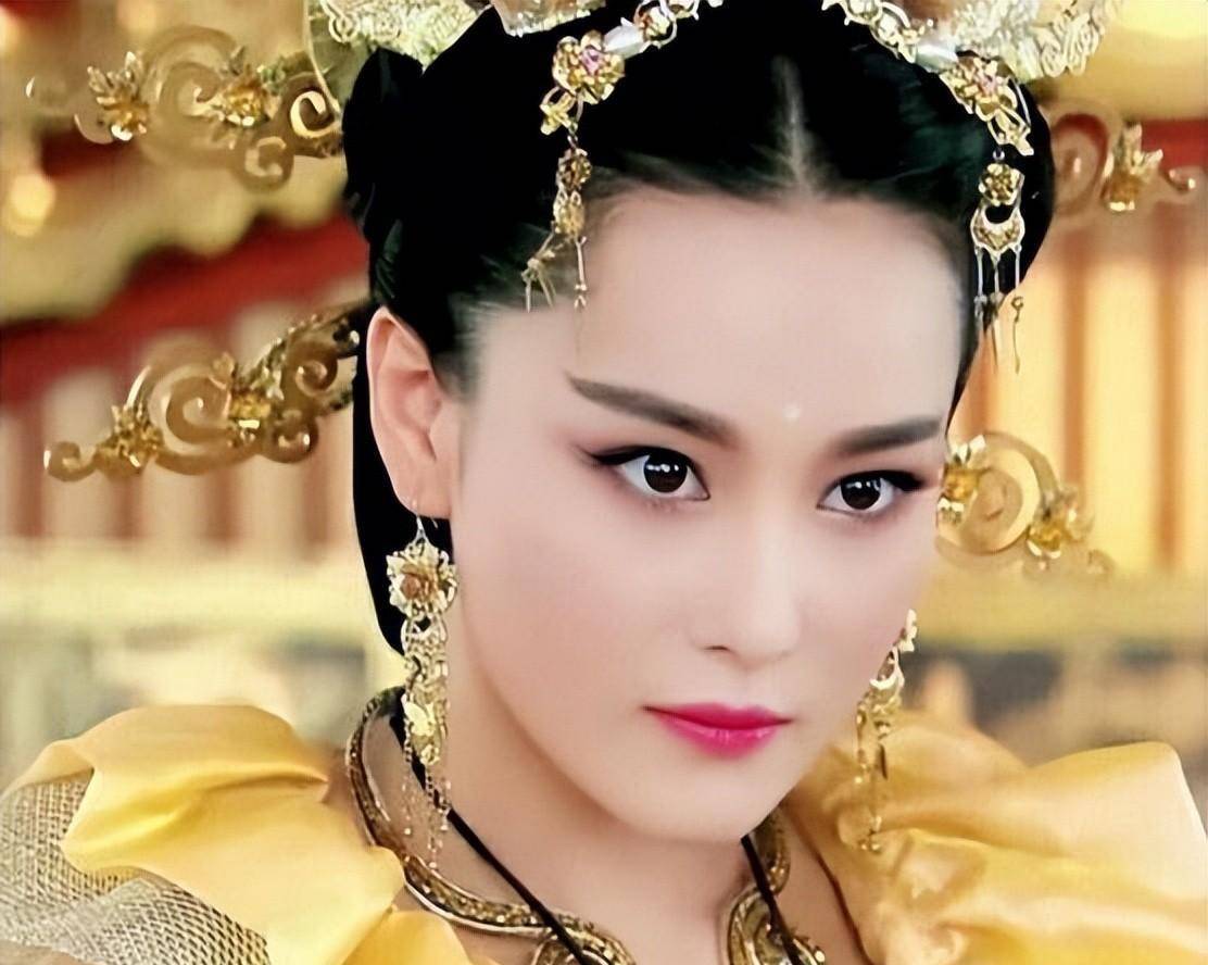 《封神》首映差评一片,现场观众的差评理由出奇一致_苏妲己_九尾狐