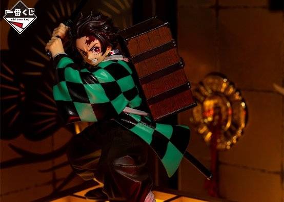 打开抱梦小程序,拥有鬼灭之刃新套手办_红色_炼狱_人物