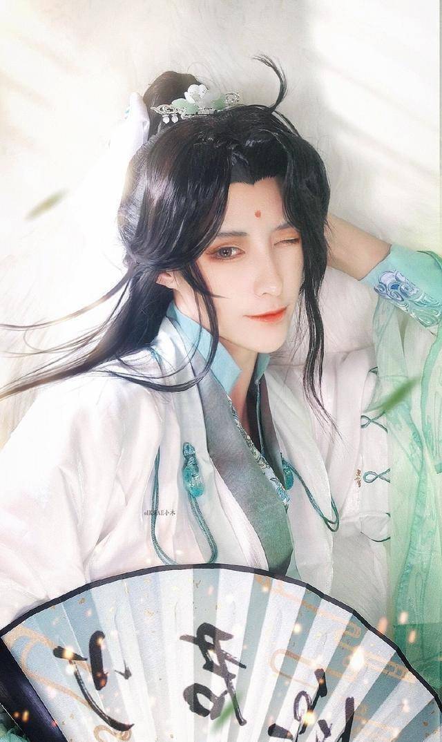 《天官赐福》角色扮演,谢怜,花城很和谐,青灯夜游好绿_coser_戚容