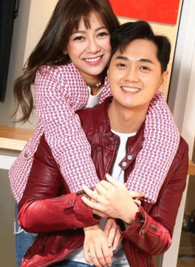 底层到成为明星,郑俊弘借力上位,与女友分手迎娶白富美_发展_姜丽文