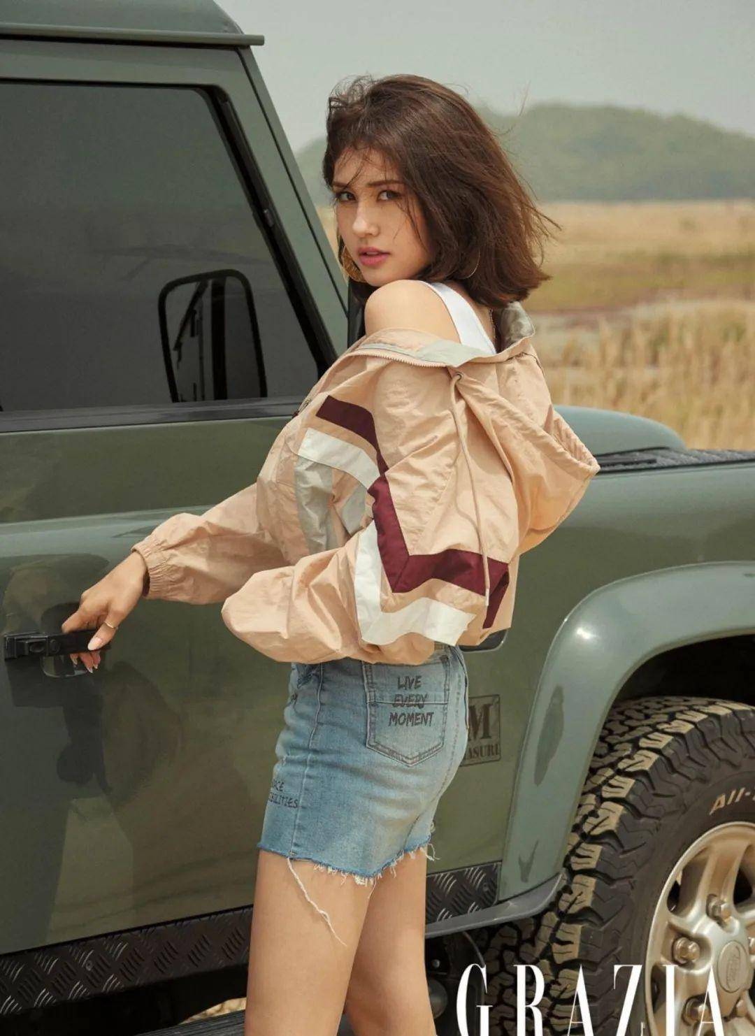 国外混血歌手全昭弥somi:简直就是人间芭比,颜值高的不得了_somi_身材