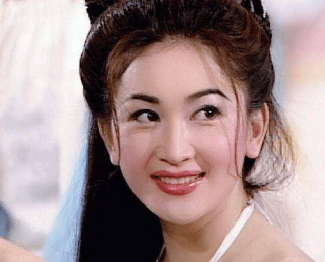 4个版本的"妲己",前三位靠化妆,大家更认可最后一位_扮演者_感觉_时尚