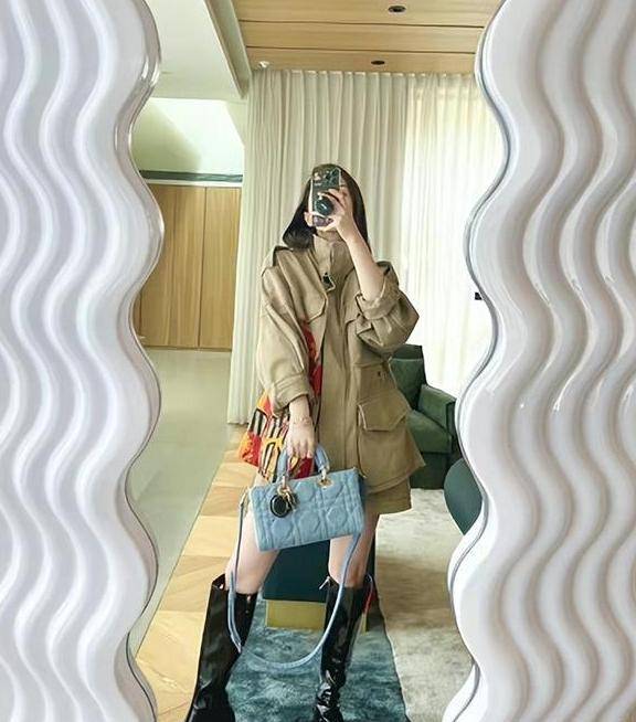 35岁王子文豪宅自拍,一面镜子63000,全然没有吴永恩住过的痕迹_网友