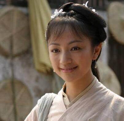 嫁华谊副总裁,天后王菲给她当伴娘,手握半个娱乐圈她凭什么?