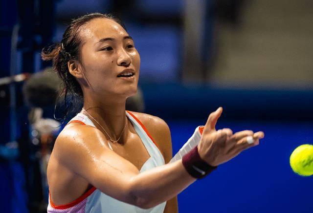 球员排行_总决赛后球员排名:约基奇夺榜首,老詹惊喜落第12(2)