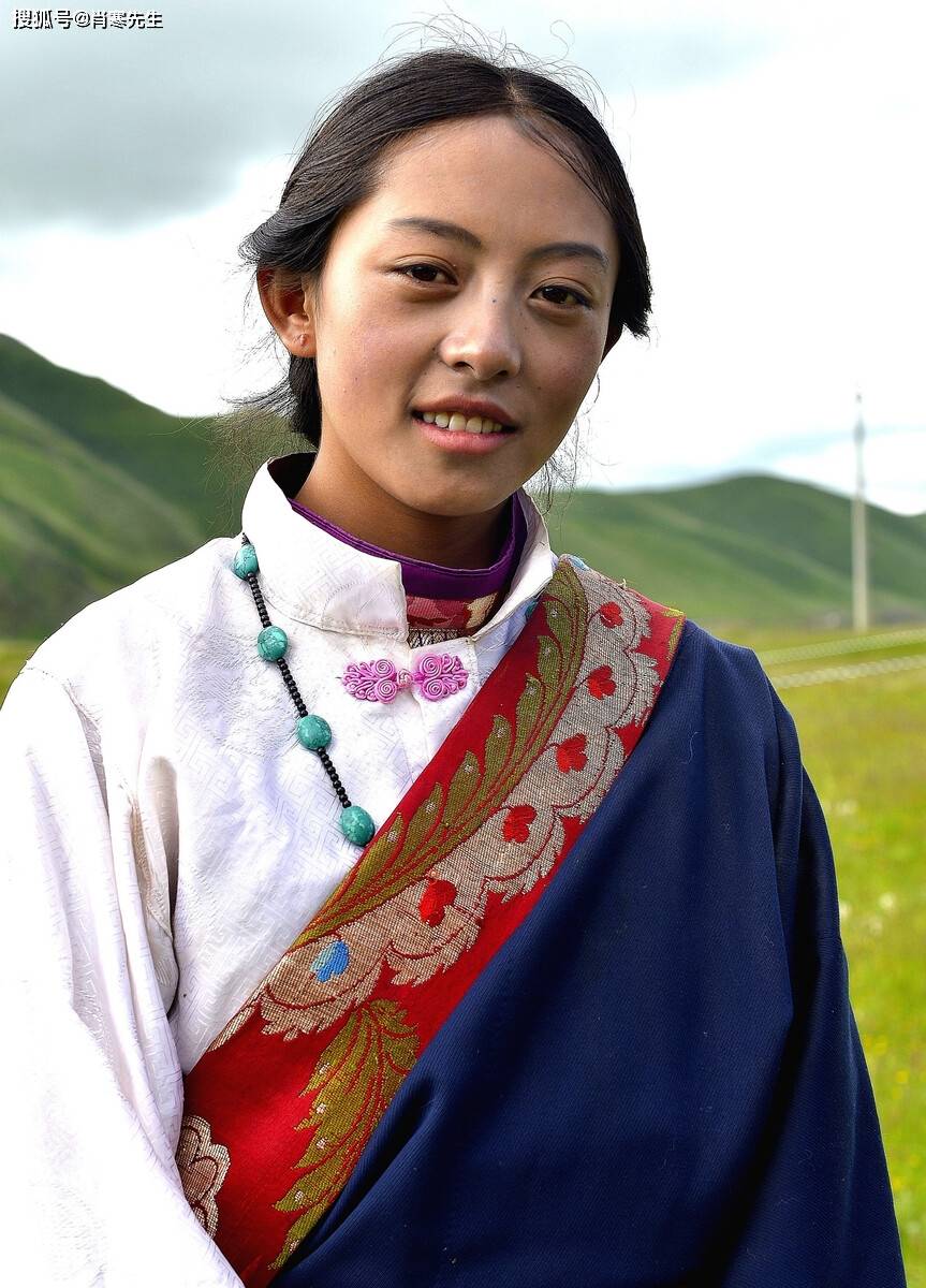 在西藏旅行时,那个被我拒绝的17岁藏族姑娘,如今已生了两个孩子