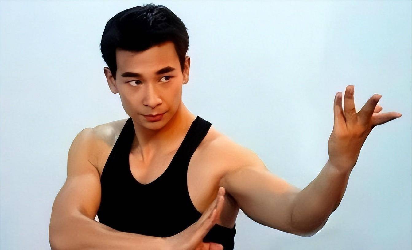 事实证明,"消失"已久的赵文卓,已经走上了一条"不归路"_明星_张国荣