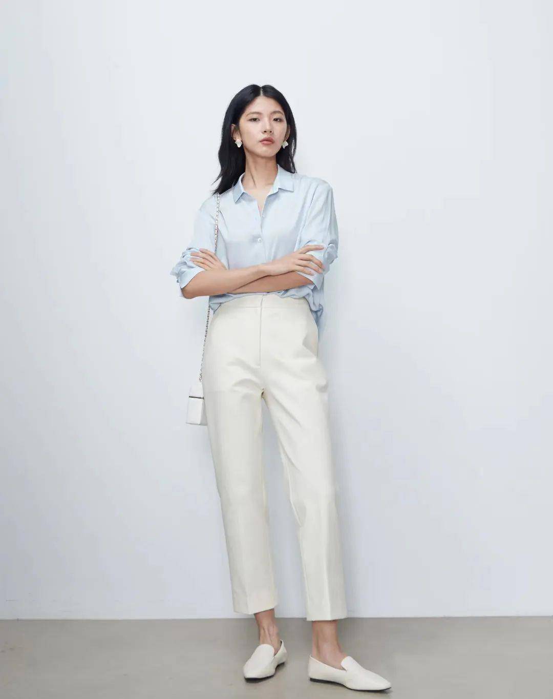 职场着装:没有太多味道,两裙一裤显气质得体_时尚_女性_裙子