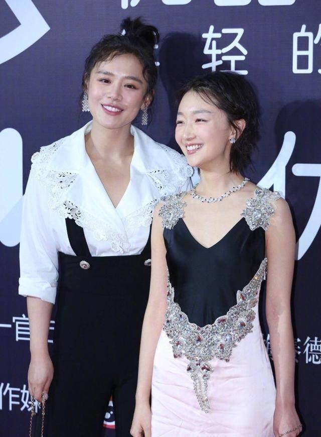 yc盛典明星未修照,唐艺昕腿比戚薇粗两圈,沈梦辰我是真认不出了_感觉