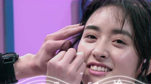 撩沈月,开口翻唱《小美好》主题曲,看到心跳网友愁了_因为_王子_mike