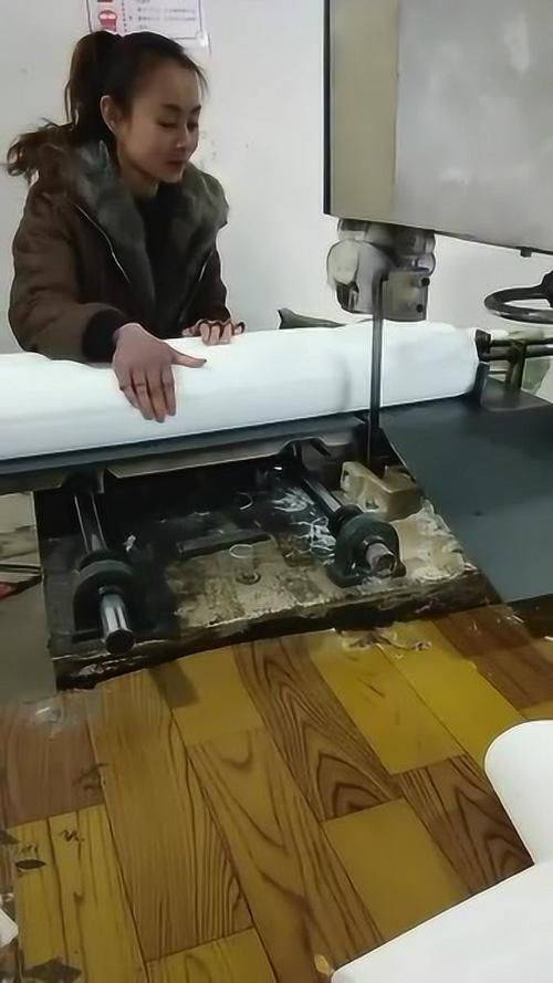 切纸师傅临时工招聘(最新切纸工招聘信息)_工作_时间_薪资