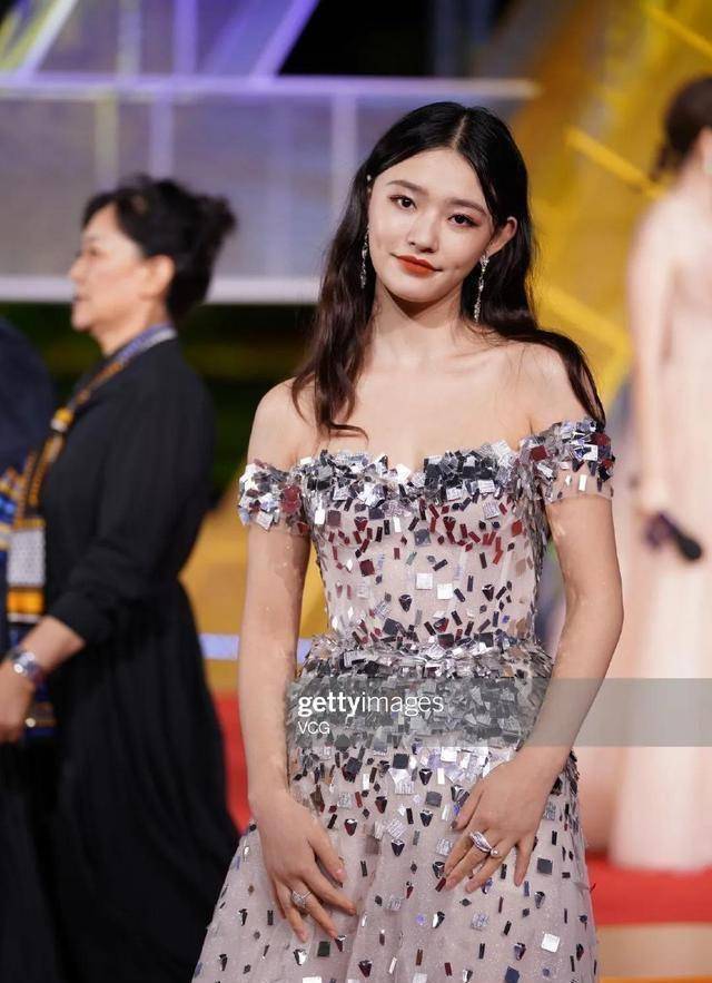 吴倩产后复出状态好,林志玲阚清子超自信_晓彤_活动_身材