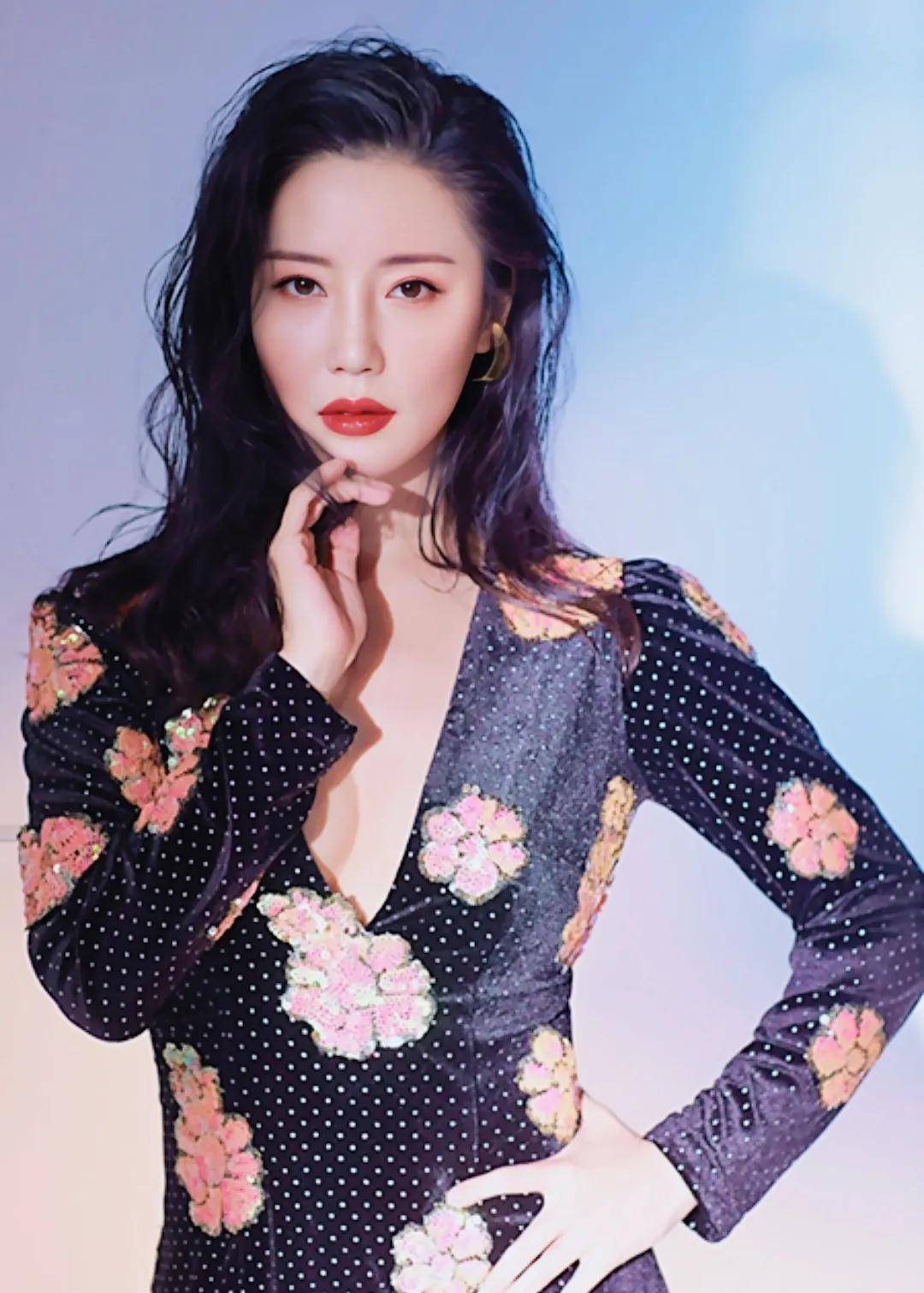 和章子怡是同学,出道多年零绯闻,不争不抢一直当配角,一股清流_张彤