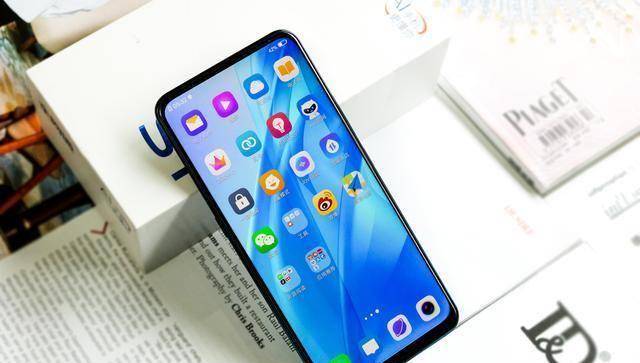 vivos1开箱测评_采用的_系统_方面