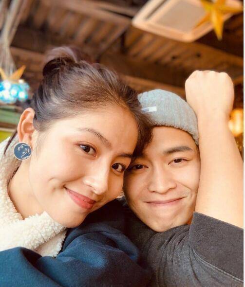 华晨宇同届快男宁桓宇结婚,曾出演多部高分电影,妻子是97年美女_音乐