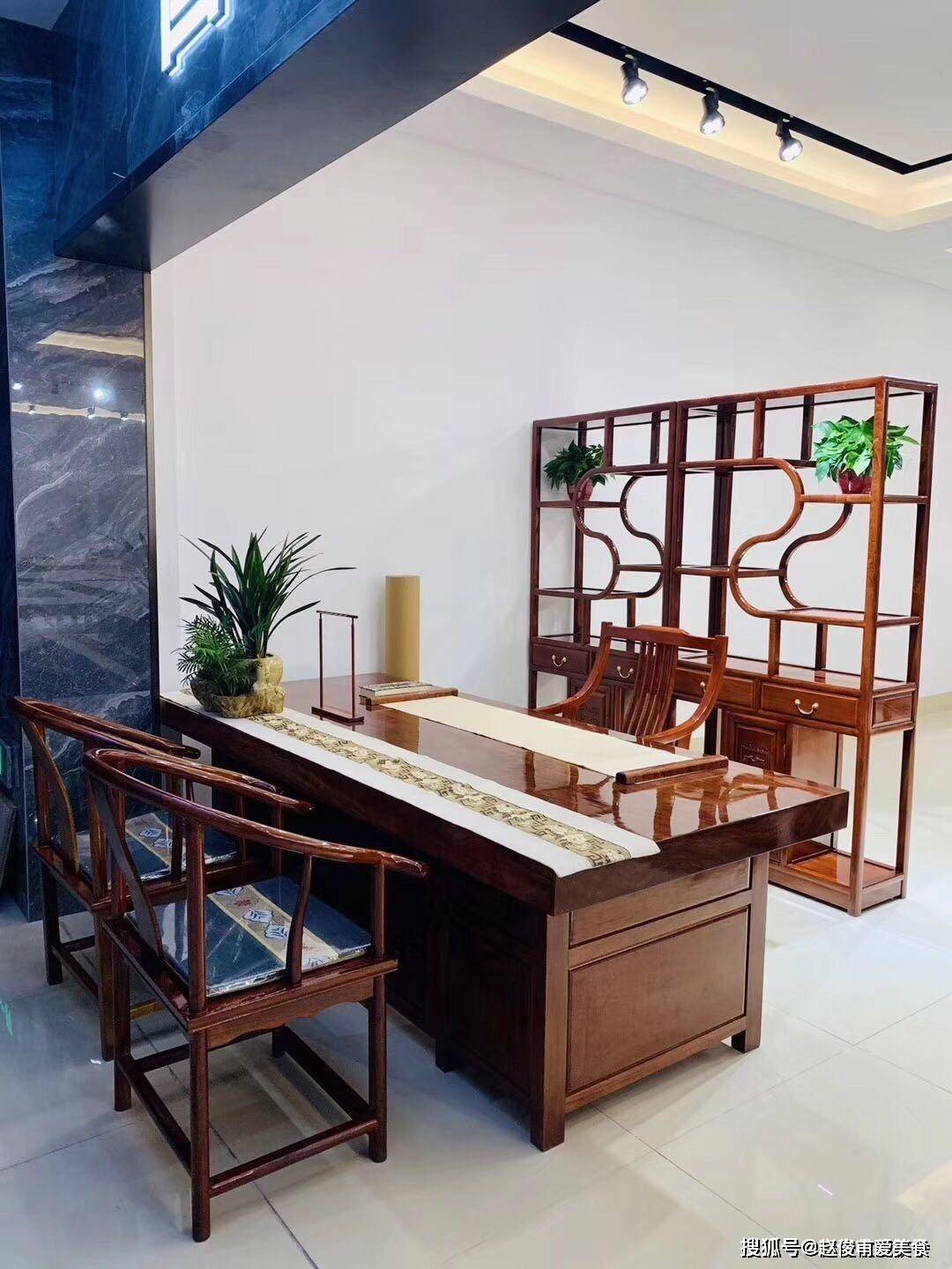 近五年最受欢迎的茶桌餐桌书桌实木大板