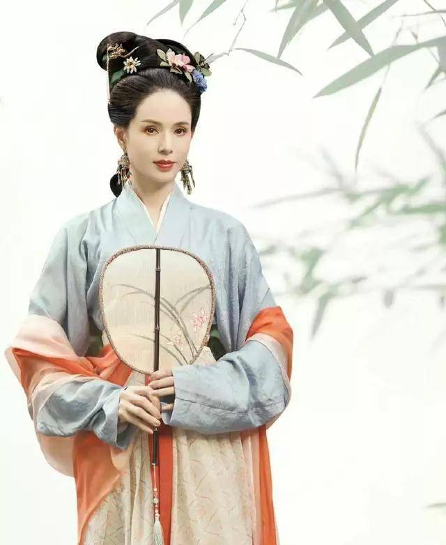 被李若彤惊艳到了!