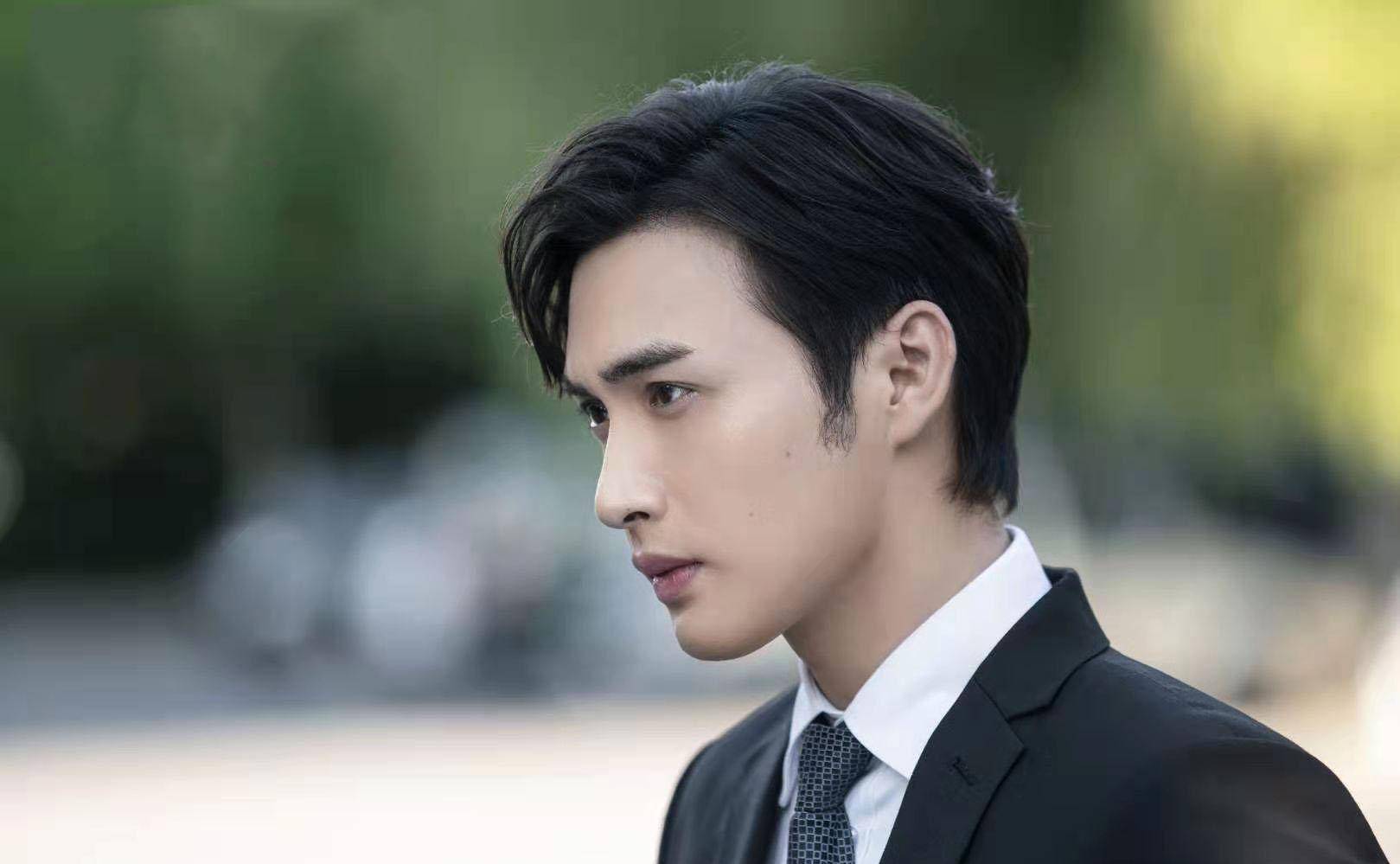 《暴风眼》杨幂带5个90后亲自上阵 看点却全在"司命"身上_张彬彬_剧中