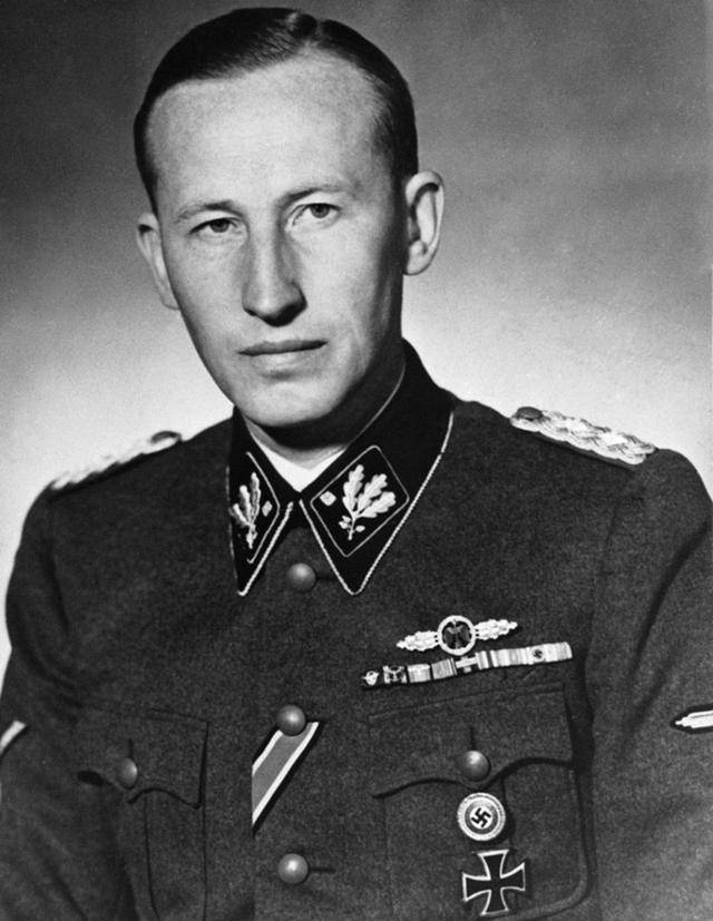 报复,88名儿童被送进毒气室,一座村庄被抹去_海德里希_希特勒_犹太人