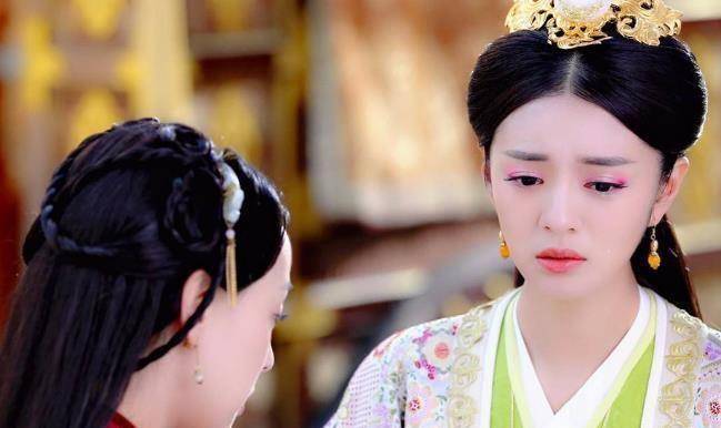 嫁入豪门的安以轩,老公对她身体关心有体贴,过着让人羡慕的生活_小