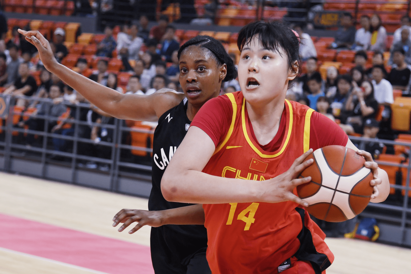 女篮国家队中锋告别广东,留洋转战土耳其,直面新挑战_中国女篮_李月