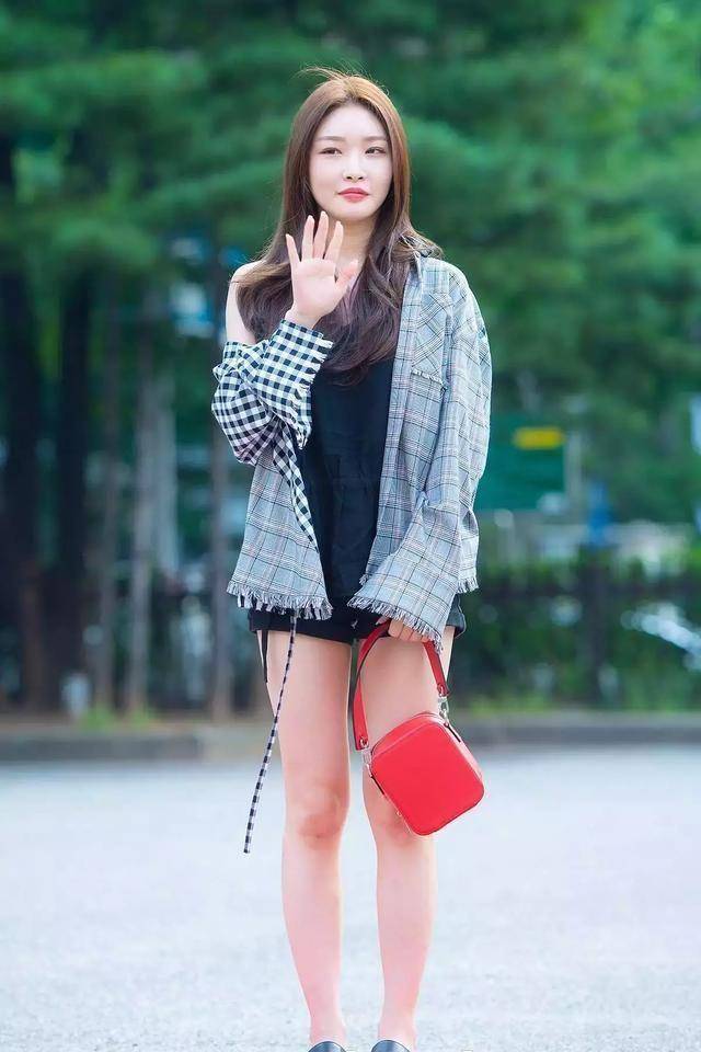 外套_黑色_双腿