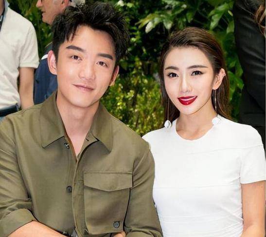 郑恺前任程晓玥庆祝女儿百日,分享母女合影,颜值遗传富豪爸爸_郑凯