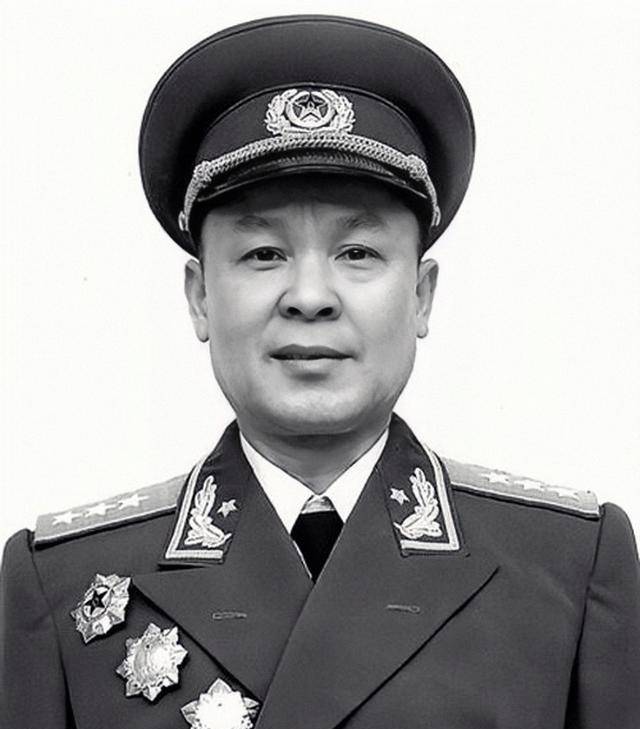 郝鹏举:典型的墙头草,五次三番率部叛变,最终被我军击毙_陈毅_国民党