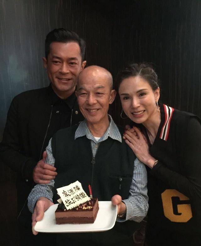 95版《神雕侠侣》重聚庆生,李若彤古天乐再同框!_小龙女_饰演者_一身