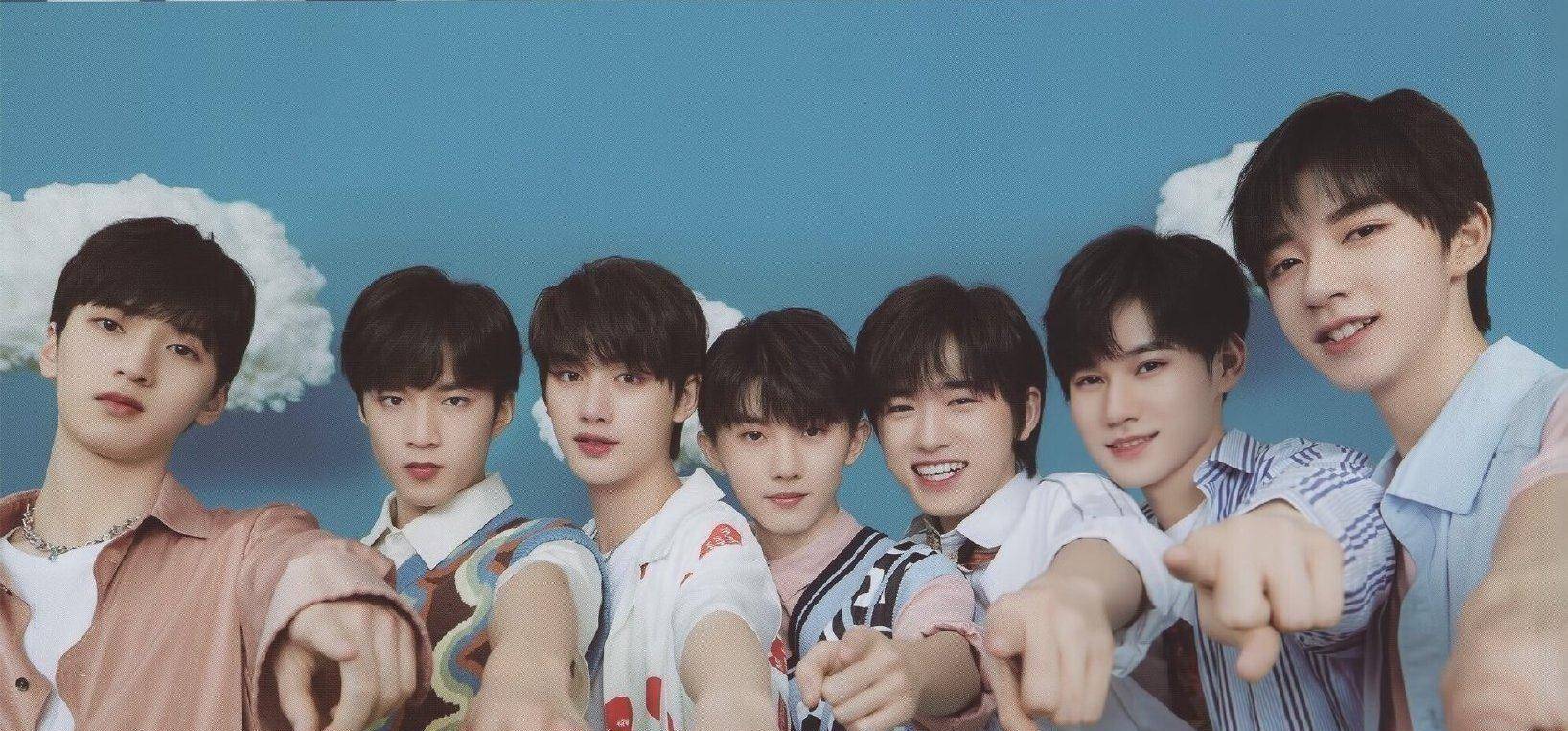 时代峰峻作为国内第一家养成系公司,时代峰峻出来一代tfboys全部成年