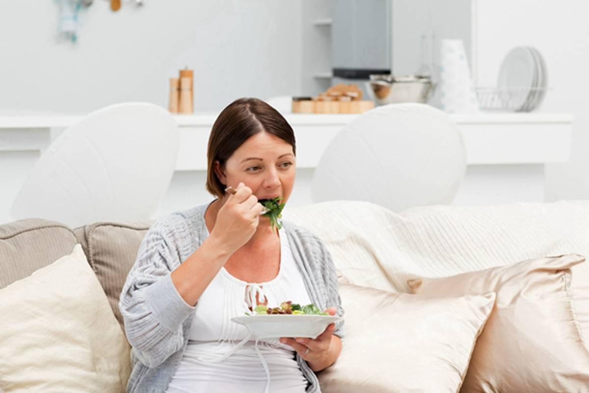 孕妇应该吃什么比较好(孕妇应禁食哪些食物)