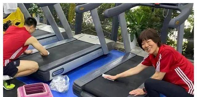 女排陪练又多了一位!李童远赴东京,化身背后劳动模范!