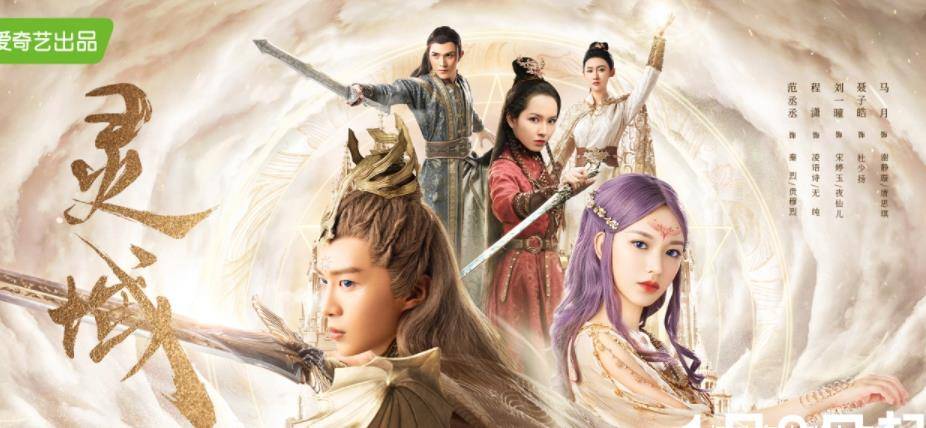 范丞丞晒顺毛齐刘海怼脸照,颜值太过优越,青年演员未来可期_少年_程潇