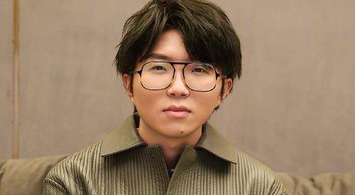 歌手:黄霄云"突围赛"回归,再遇毛不易,演唱歌曲成亮点_吐槽_网友_因为