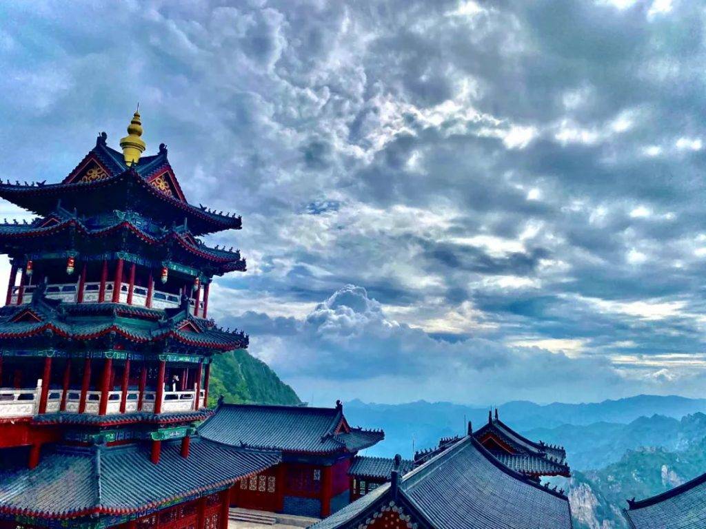 来，看看你拍的老君山云朵-老君山楼梯