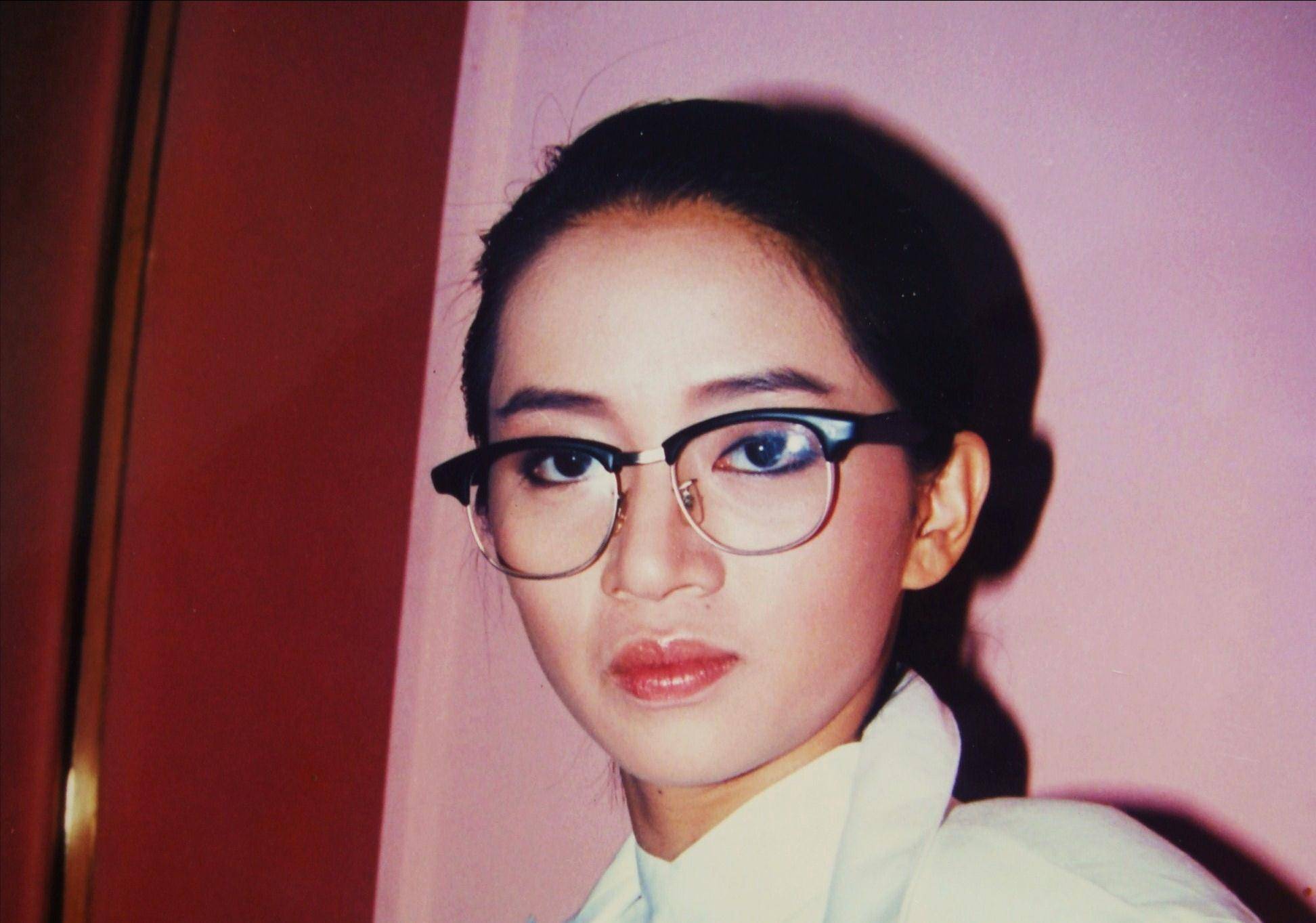 陈岚:6岁患白血病,18岁被亲妈卖给舞厅,她却凭着性子逆转人生_母亲