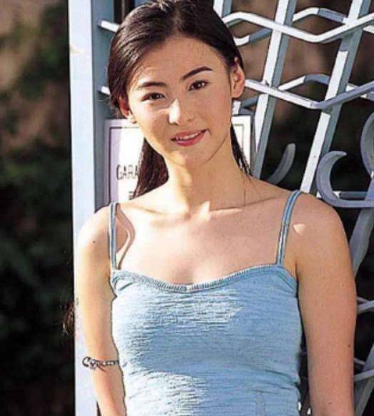 神颜小林青霞曾胖到120斤!