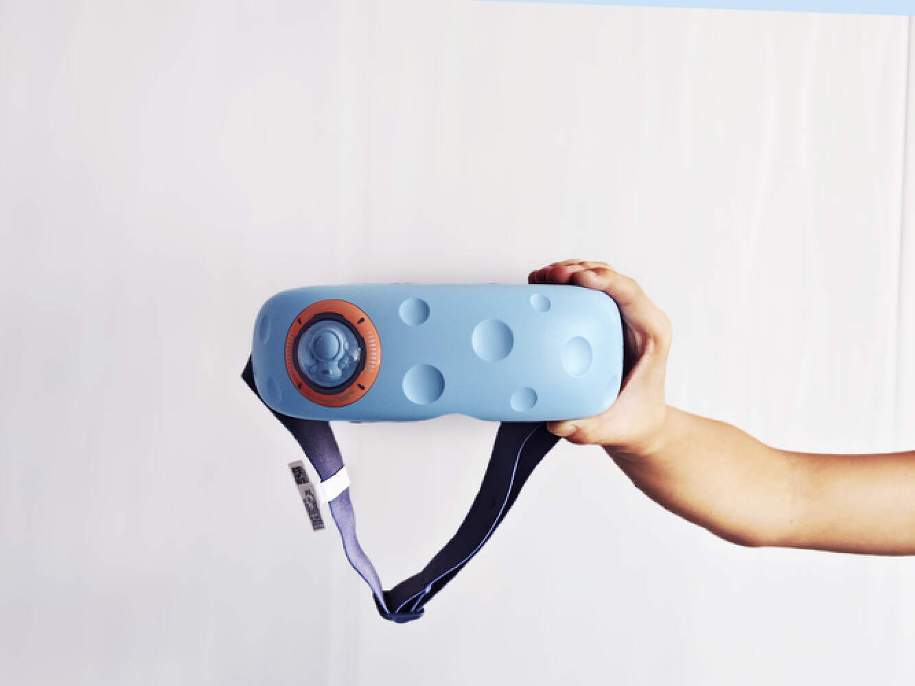 解锁新眼保健操，果实智能儿童眼部按摩器体验，光学训练科学护眼