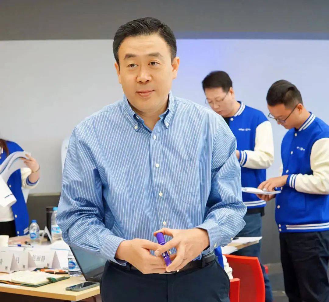 对话凯洛格执行副总裁许彬:职业是场长跑,一路赠人玫瑰,手有余香_工作