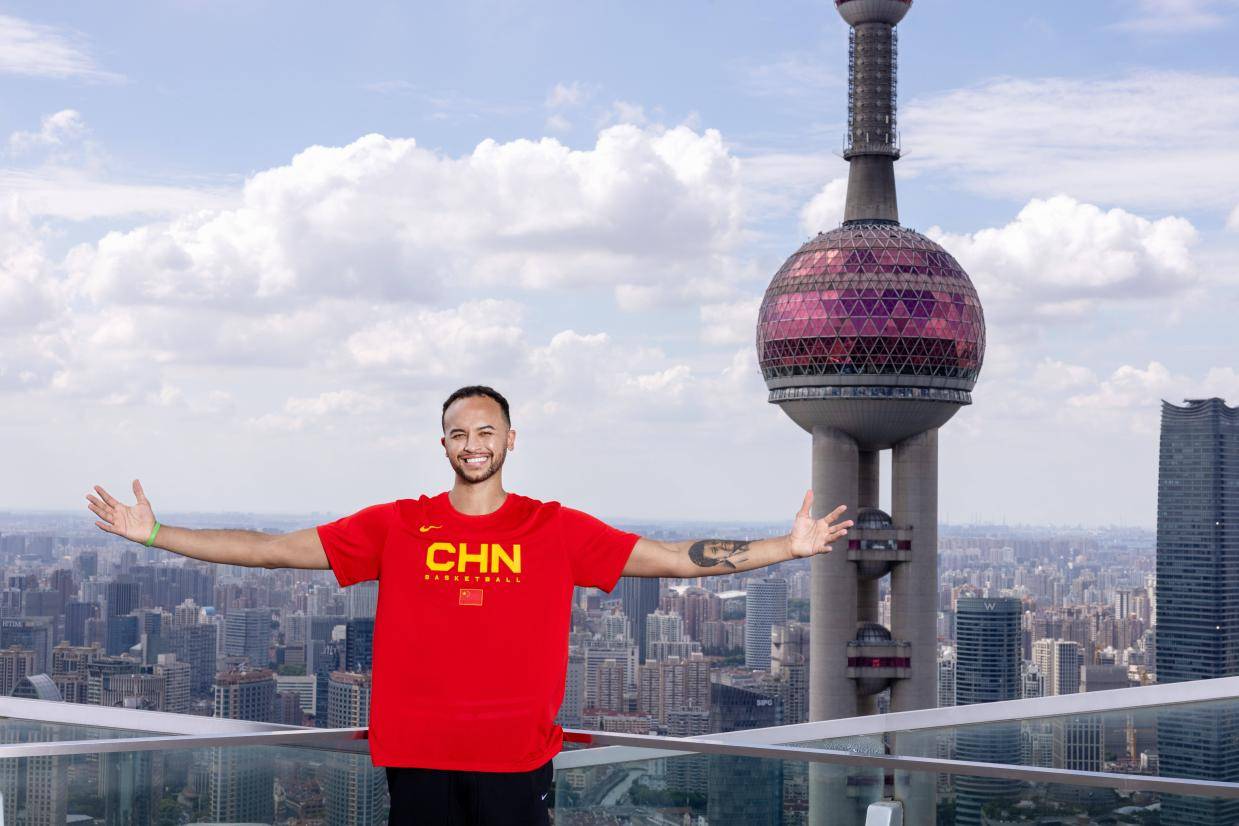 “中国”代言来了!李凯尔签约耐克将代表中国男篮出战世界杯