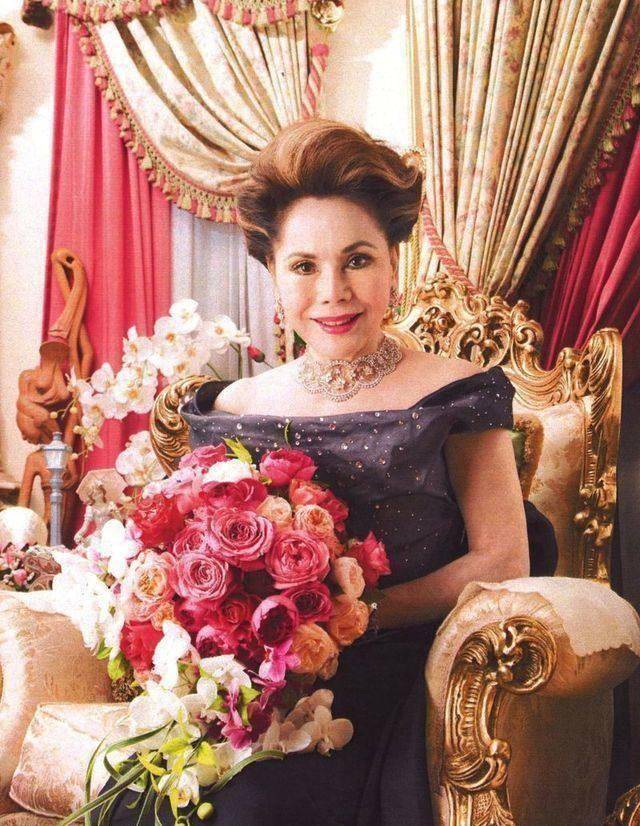 夫人_黛薇_苏加诺