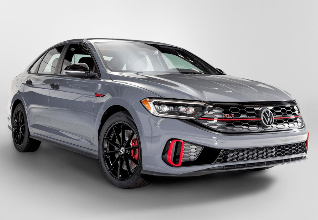 当然了,熟悉大众的人其实都知道,jetta捷达其实在海外是一直流传下来