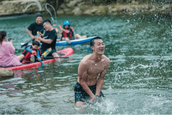 趁“热”收下杭州旅游攻略必去景点推荐：龙门秘境遛娃玩水一站搞定-杭州旅游打卡必去
