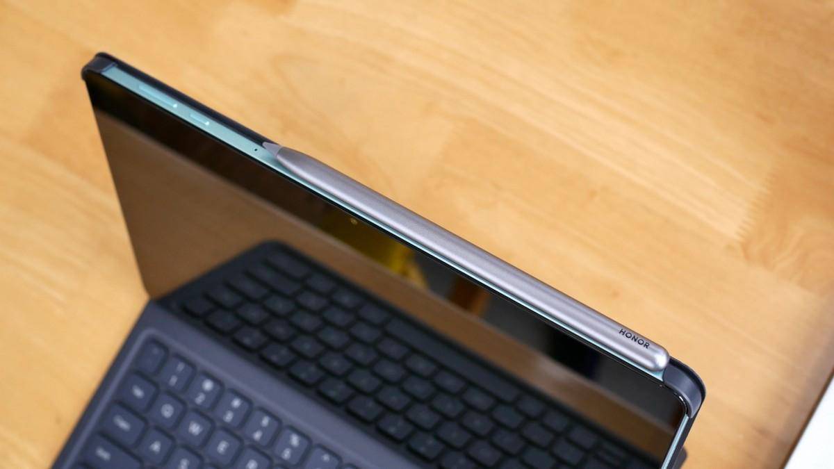 荣耀平板X8 Pro评测:轻薄时尚搭配养眼好屏,影音娱乐学习新体验