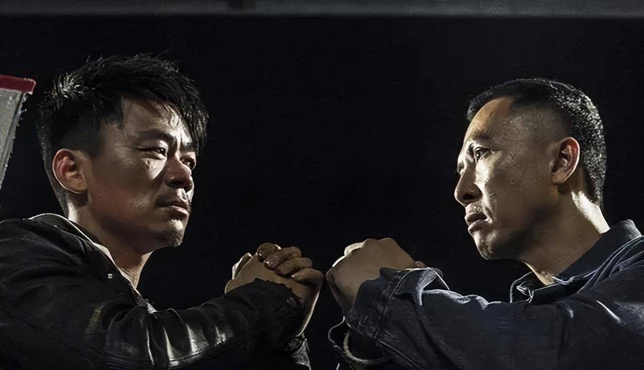 40岁王宝强近照曝光,与大19岁甄子丹亲密合影,皮肤太显老_格斗_电影