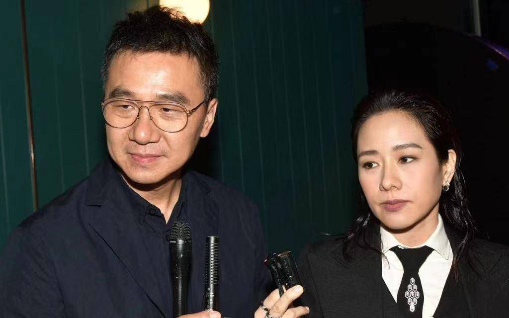携俩女儿远居加拿大,曾未婚怀孕背负小三骂名_林嘉欣_家庭_演技