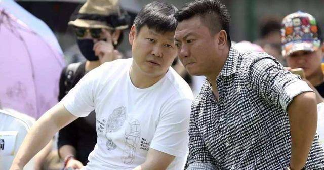 成都兴城教练组成员:彭晓方,徐建业成都兴城主教练:卡洛斯(留任)成都