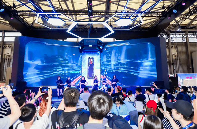 chinajoy 2023三星品牌存储玩出激情_展台_游戏_观众