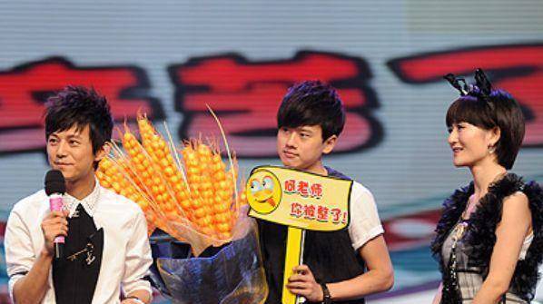 谢娜谈张杰和何炅对自己的管束,三人关系如何,瞬间一目了然!